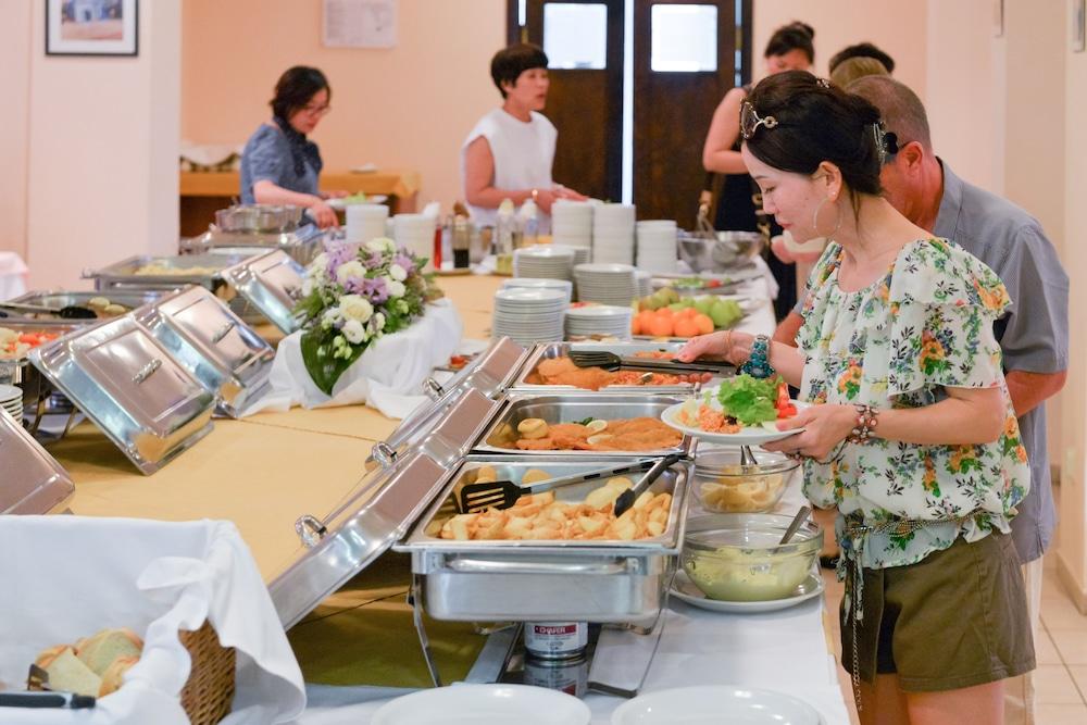 호텔 포르투 자다르 외부 사진